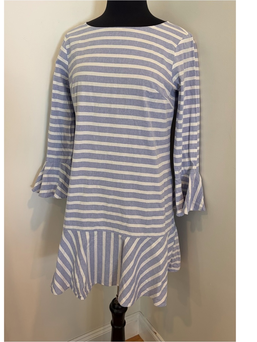 Sail to Sable Tuckernuck Blue White Striped Long Sleeve Ruffle hem Dress Sz M